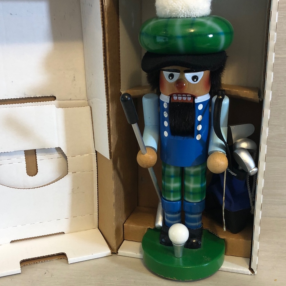 Steinbach Nutcracker Junior Golfer with Tag and Original Box Please Read - Picture 8 of 9